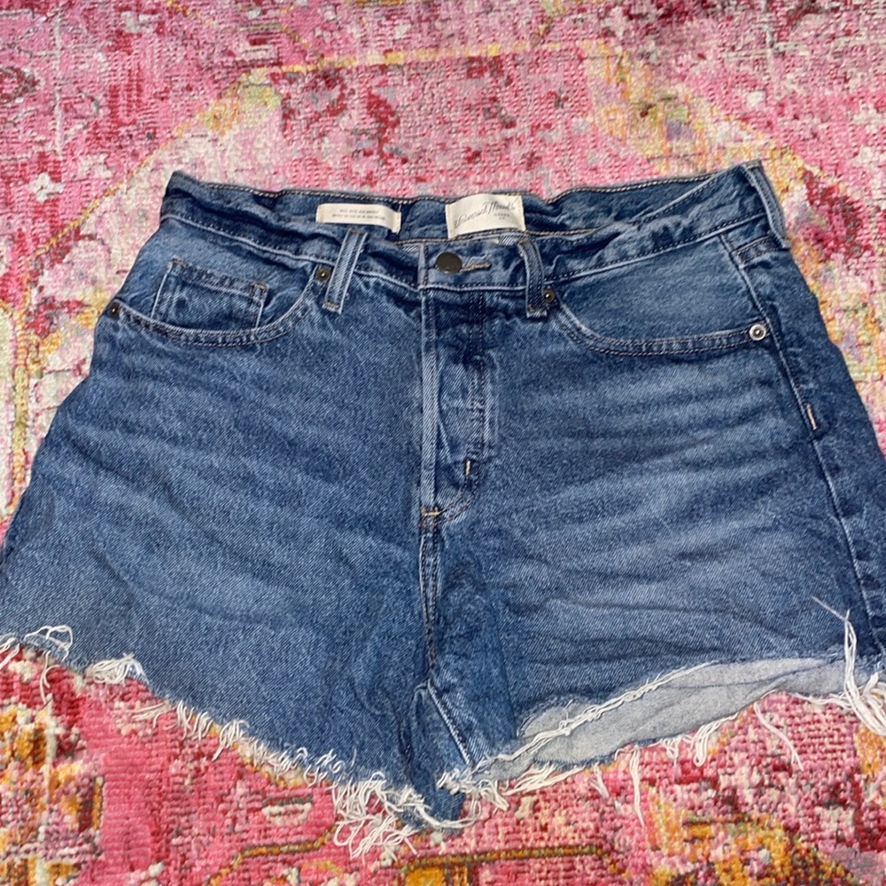 universal thread mid-rise 90s baggy denim shorts